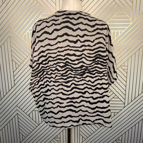 Joseph Ribkoff‎ Zebra Print Open Front Kimono Top - Picture 6 of 8
